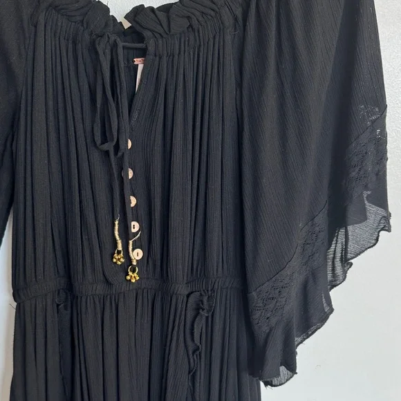 Black Ruffled Button-Down Dress - Picture 2 of 8